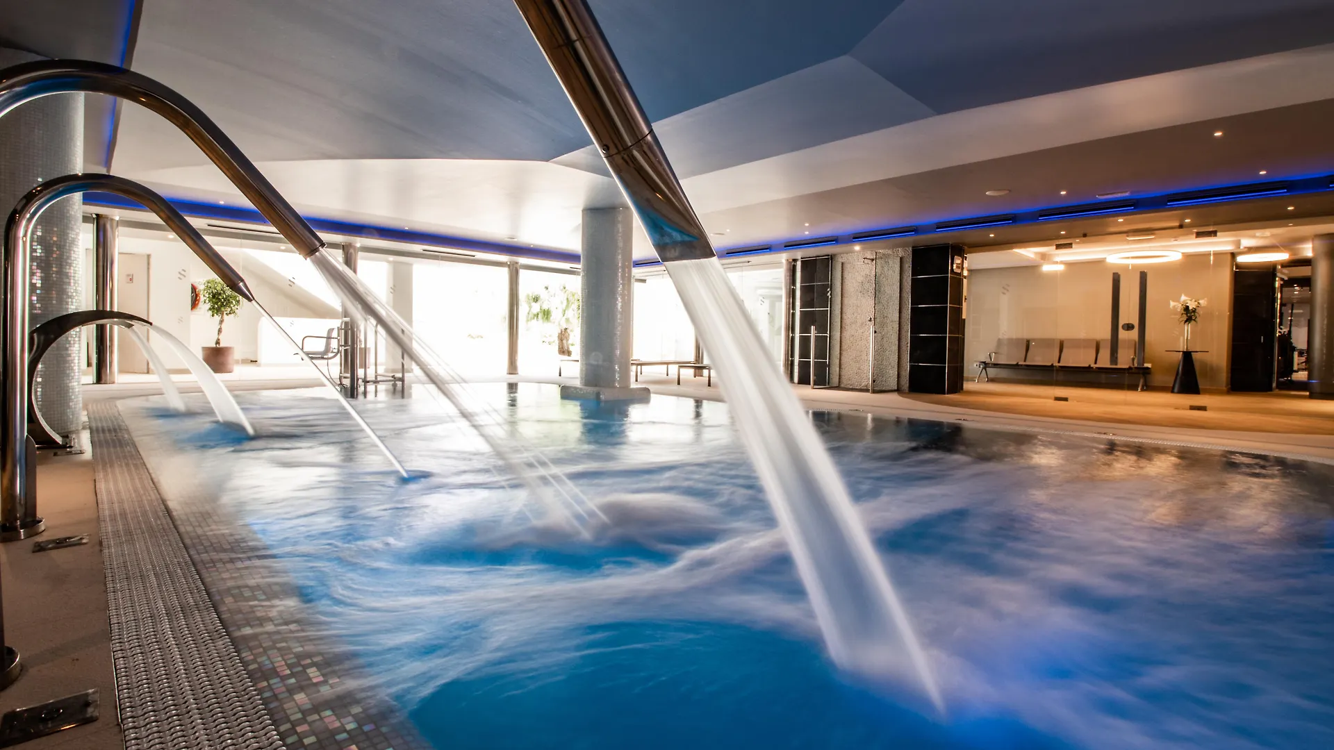 Spring Hotel Vulcano Playa de las Americas  4*, Playa de las Americas (Tenerife)